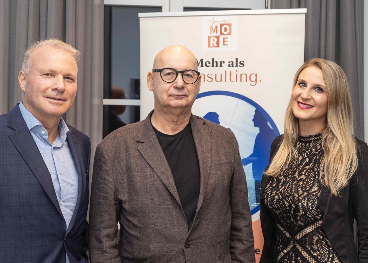 Die Event-Initiatoren Gerhard Merdonik (l.) und Kristin Orthacker mit Psychiater Michael Lehofer (Foto: Agentur-MORE)